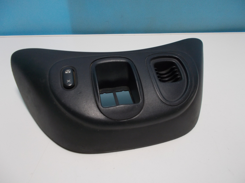 7700846261 Panel pod palubní desku, mincovník Renault Scenic I 1996-1999