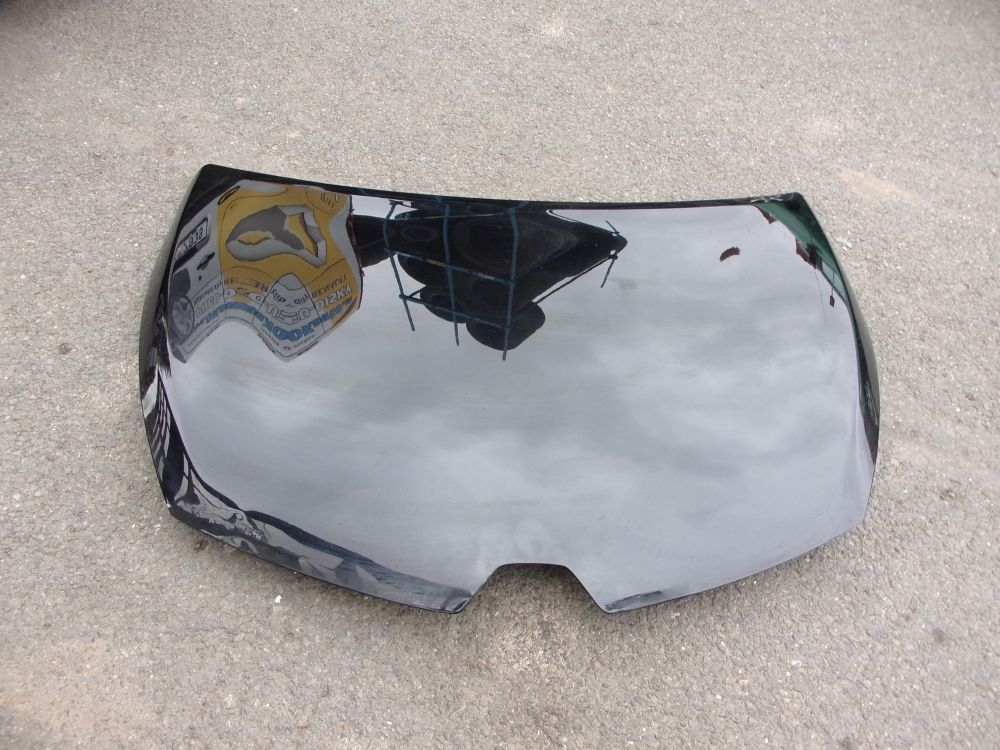 Kapota Renault Clio IV, černá
