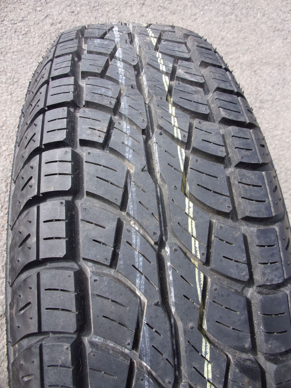 Letní pneu 205/70/15 95S BRIDGESTONE Dueler H/T 687