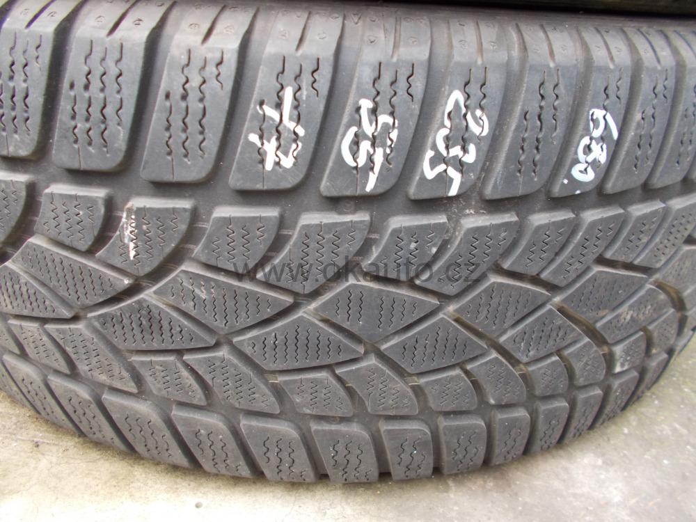 235/55/17 99H DUNLOP SP Sport Winter 3D, zimní