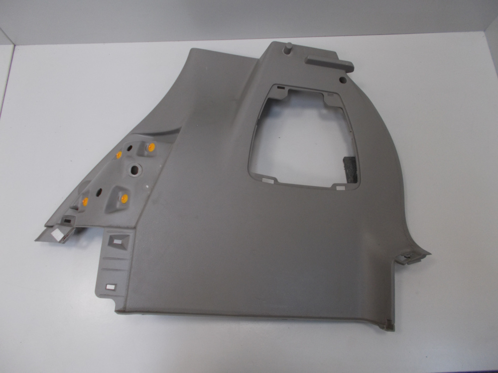 8200213661 Plast v kufru Renault Modus