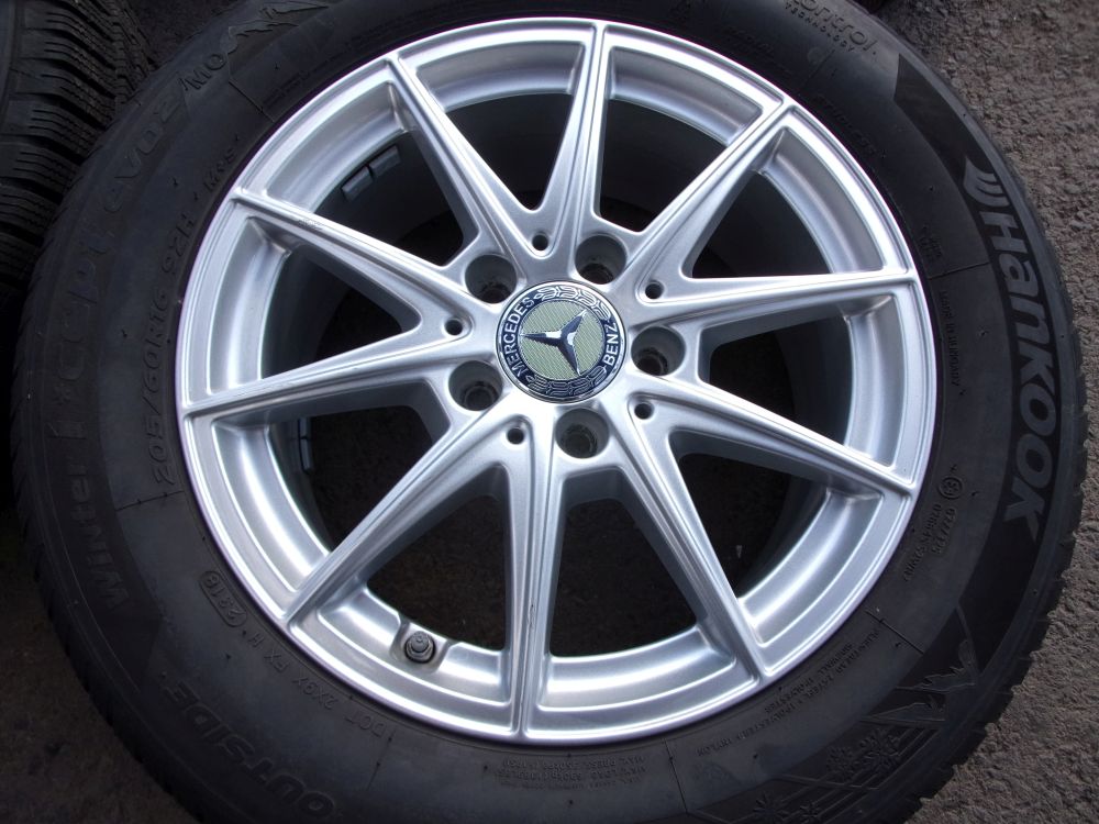 Zimní obutá sada Mercenes-Benz 6,5x16 ET44 5x112x66,5 - 205/60/16 92H Hankook