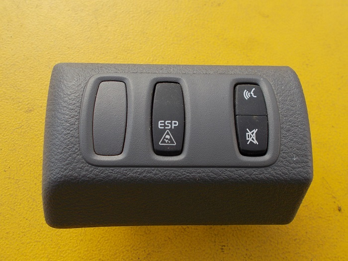 Spínač ESP + spínač repro Renault Laguna II
