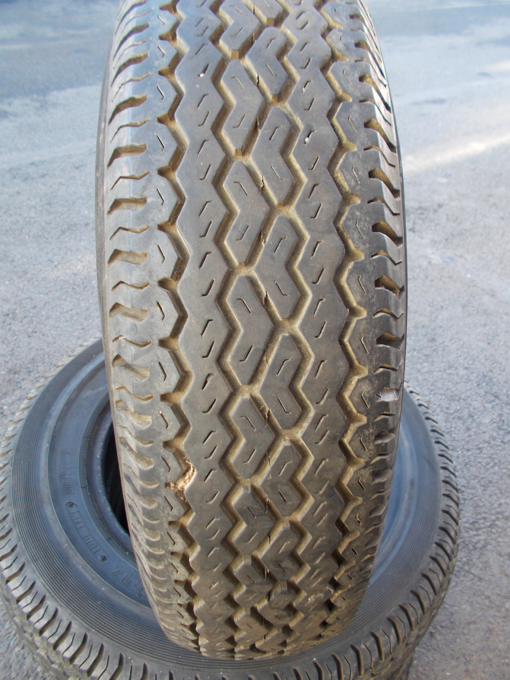 175 SR14 88S PNEUMANT Radial, letní