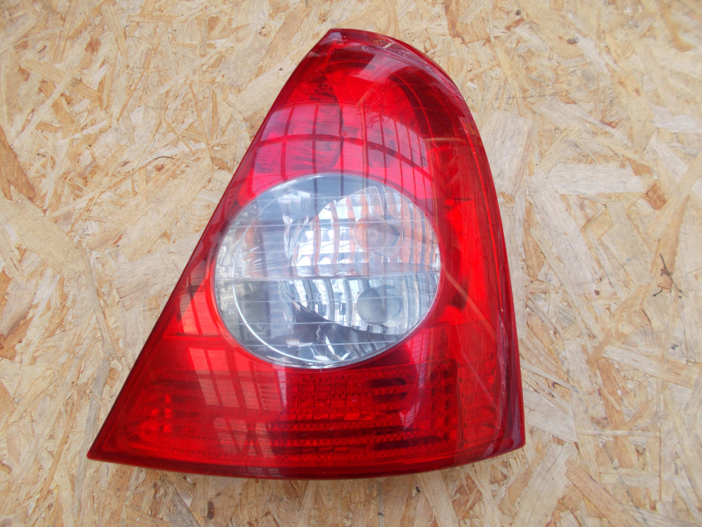 8200071414 Pravé zadní světlo Renault Clio II 2001-2005