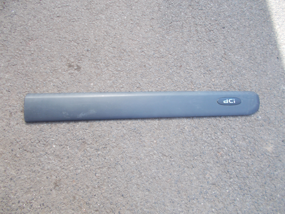 8200038177 Lišta pravých dveří Renault Kangoo I 2002-2008