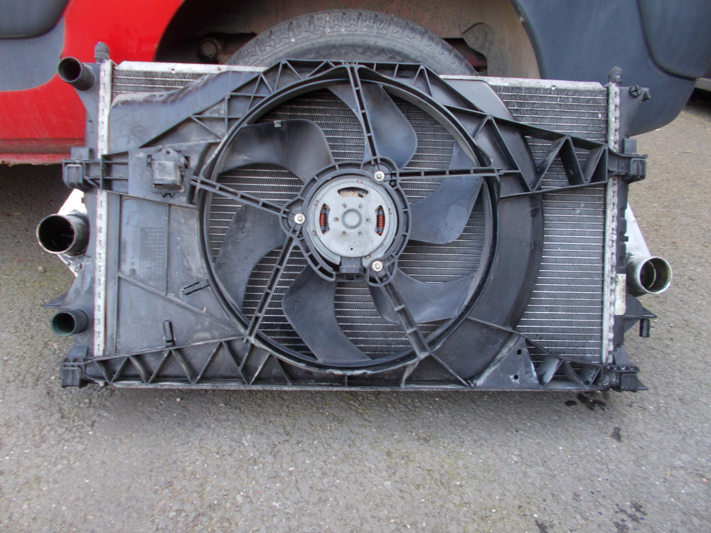 Chladič Renault Laguna II, Laguna II Grandtour 1,9 dCi 2001-2005, komplet